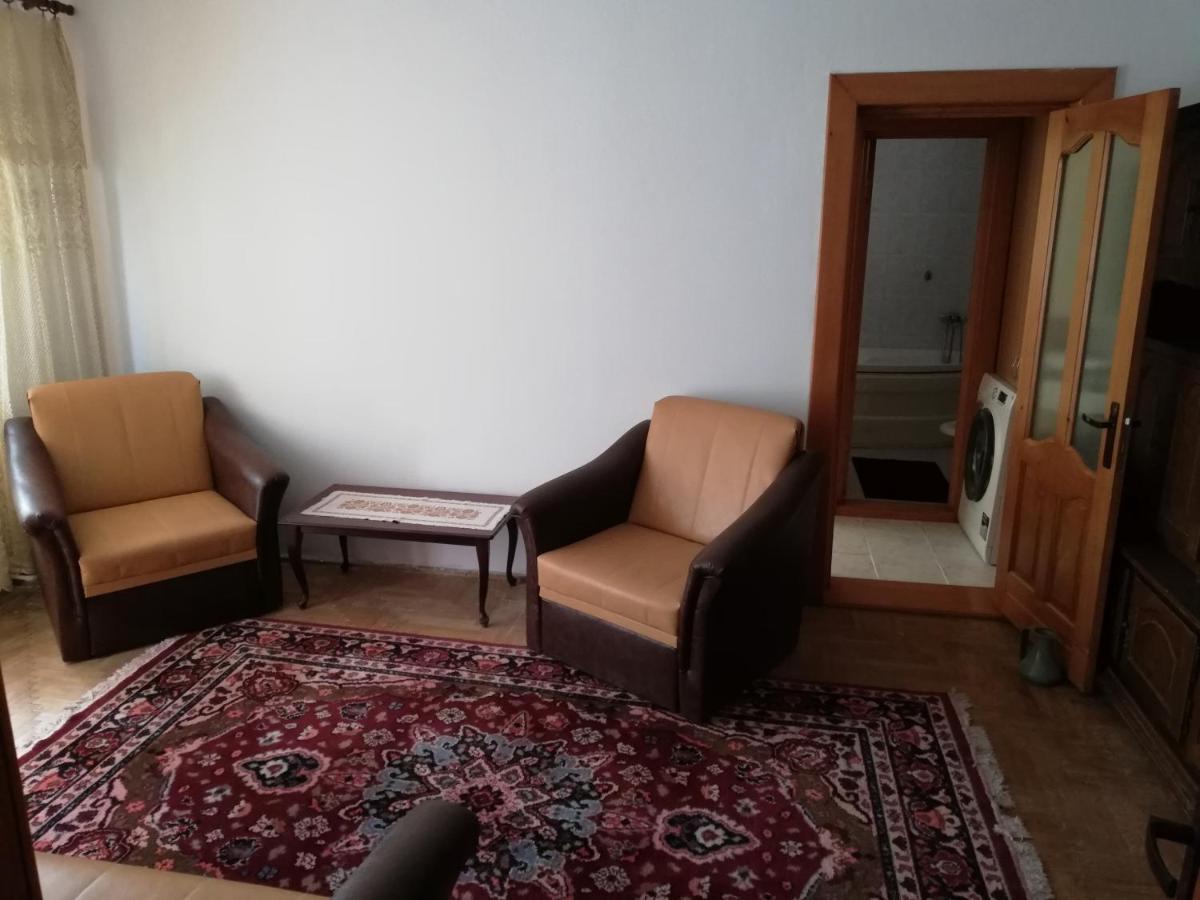 Valeria Apartament Daire Onesti Dış mekan fotoğraf